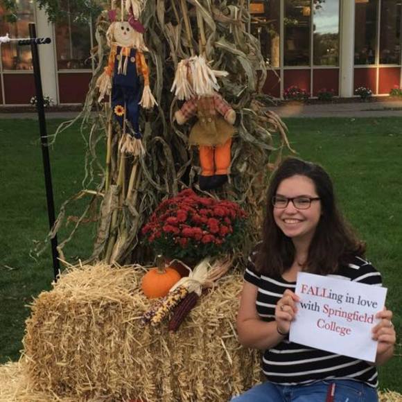 Meet your Posher, Julia - Picture 1 of 1